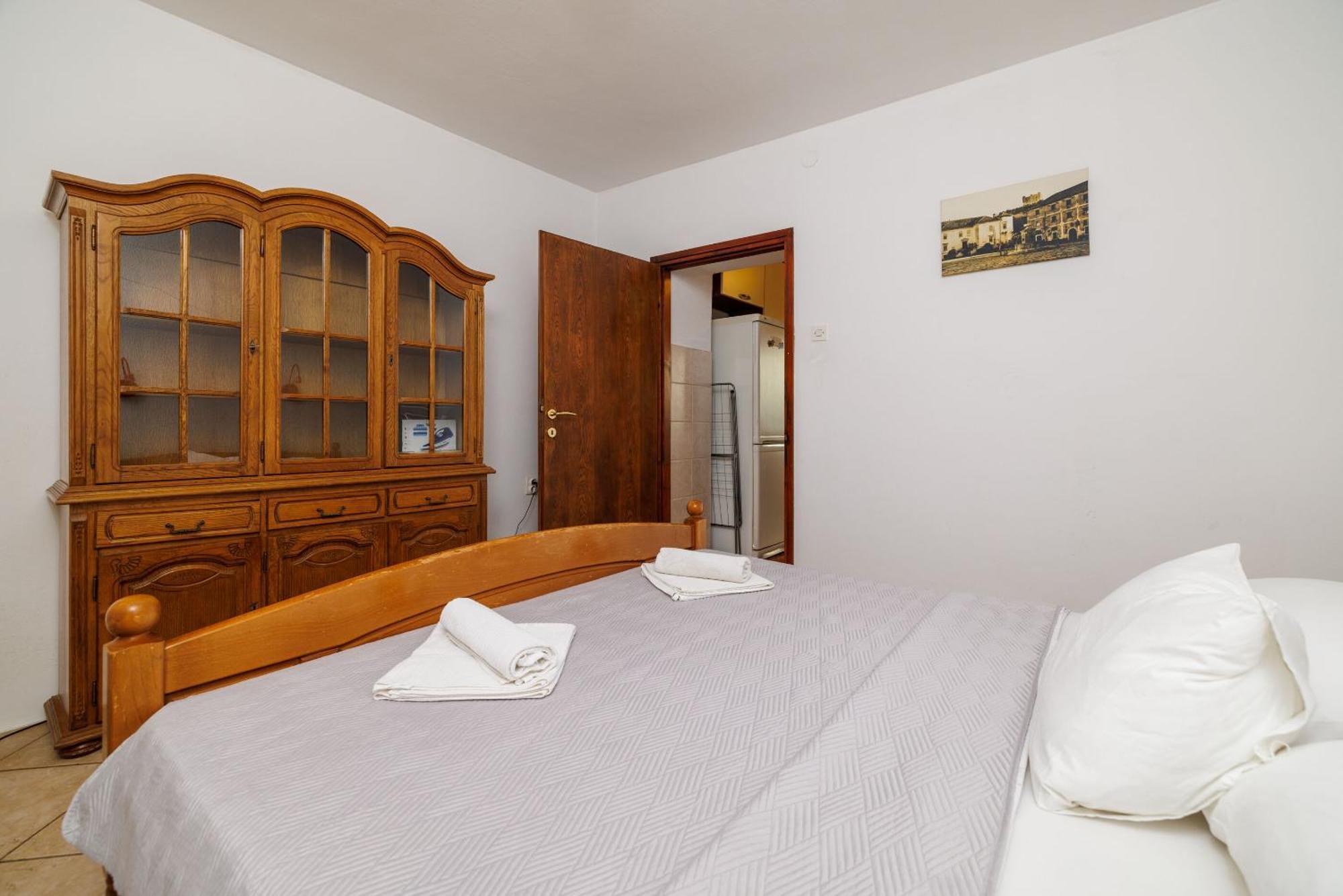 Apartments Klara เซนญ์ ภายนอก รูปภาพ